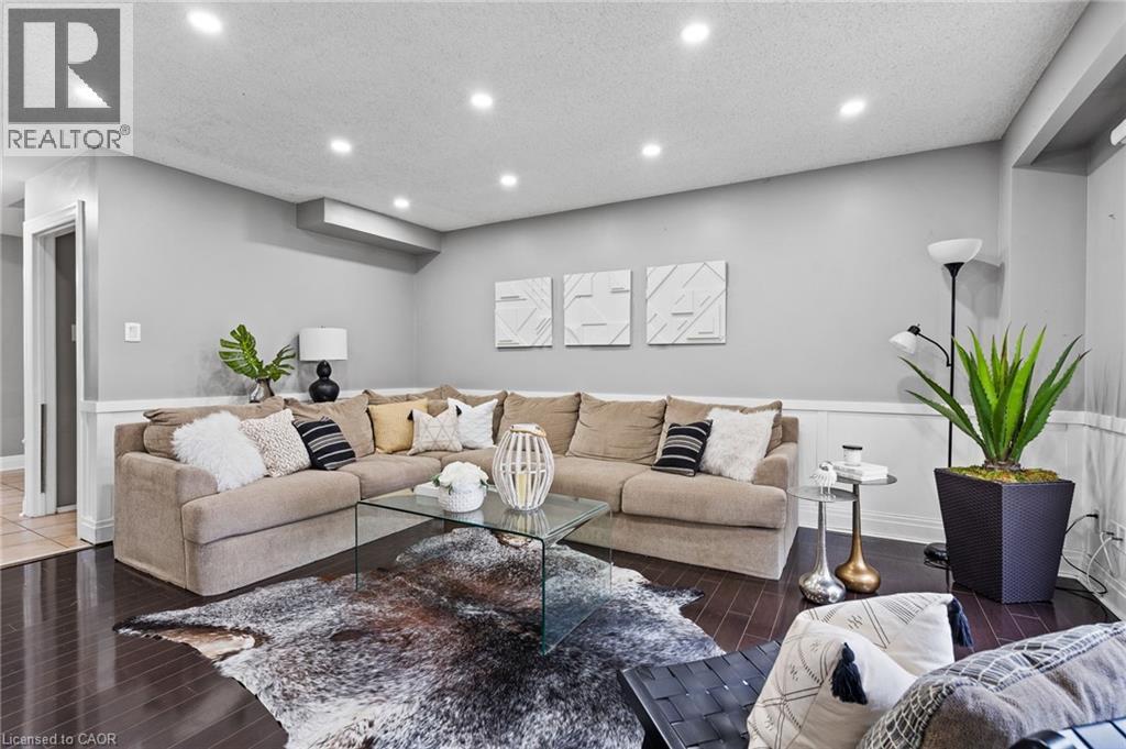 2350 Gareth Road, Mississauga, Ontario  L5B 1Z5 - Photo 5 - 40839036