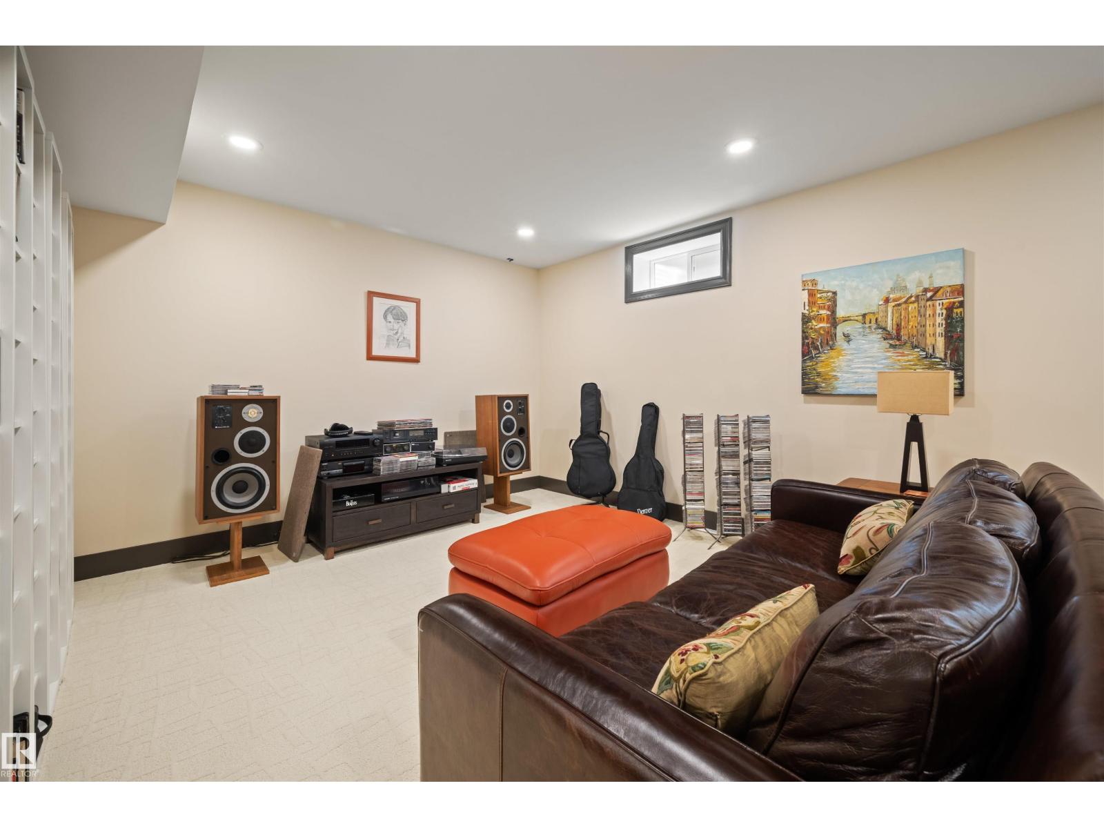 111 Fairway Dr NW, Edmonton, Alberta  T6J 2C2 - Photo 37 - E4493288