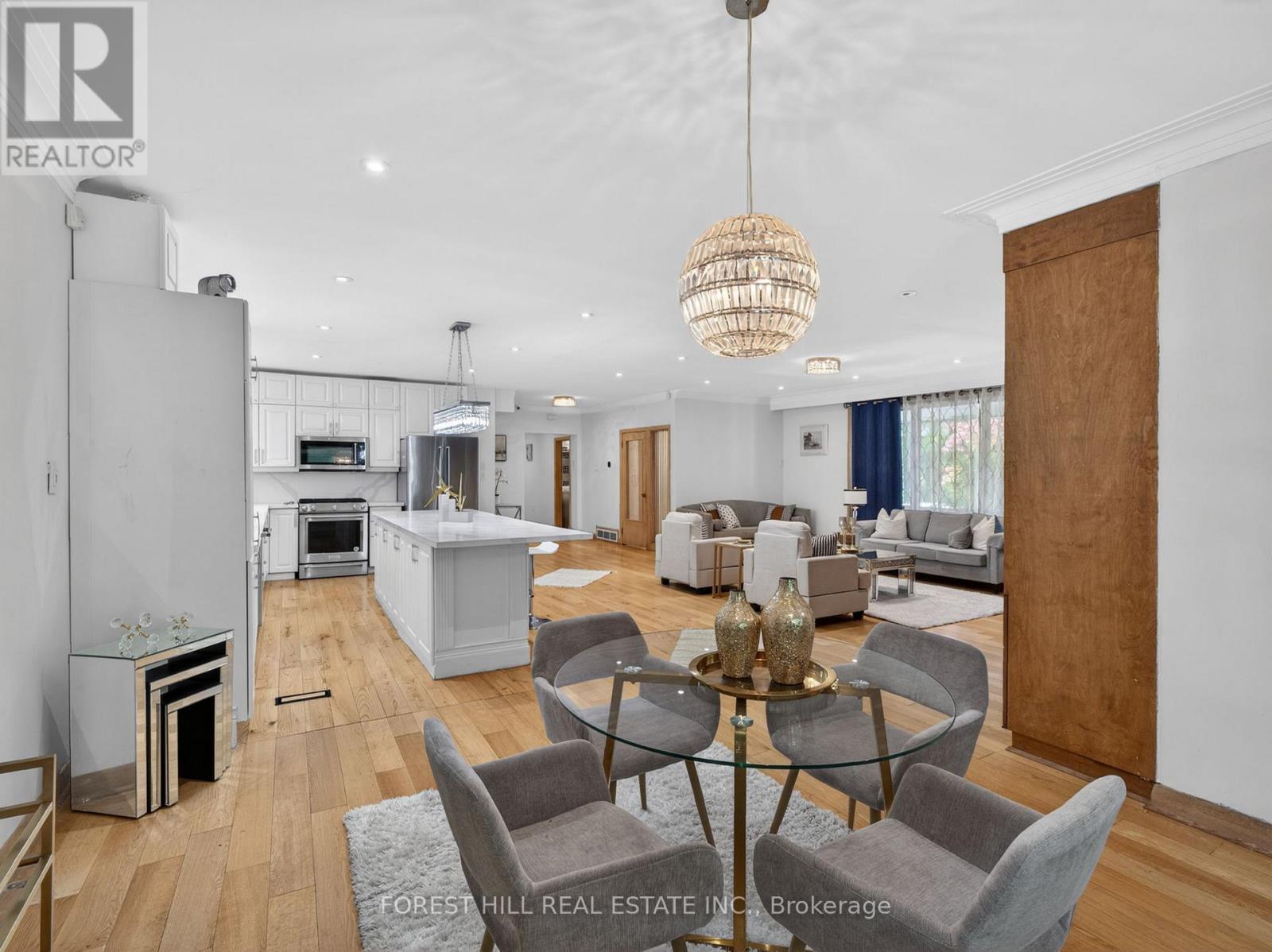 3 Glen Rush Boulevard, Toronto, Ontario  M5N 2T2 - Photo 16 - C13435994