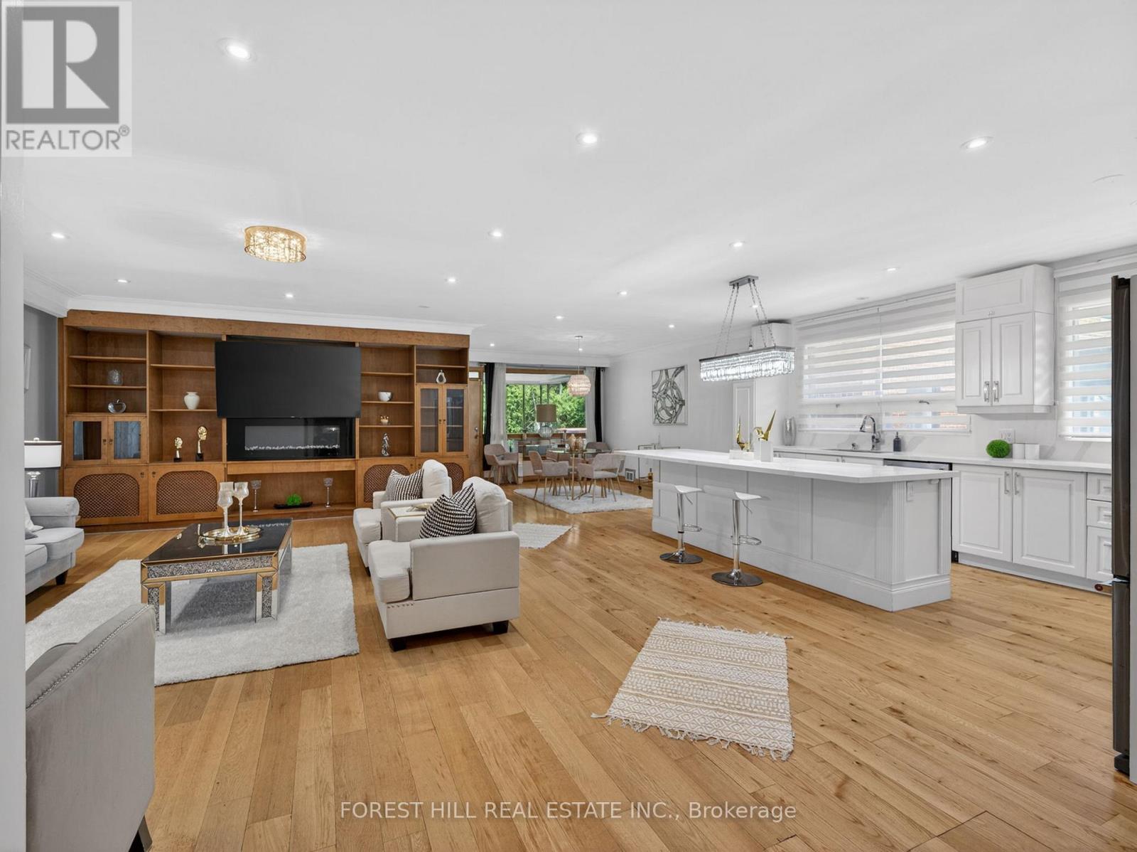 3 Glen Rush Boulevard, Toronto, Ontario  M5N 2T2 - Photo 8 - C13435994