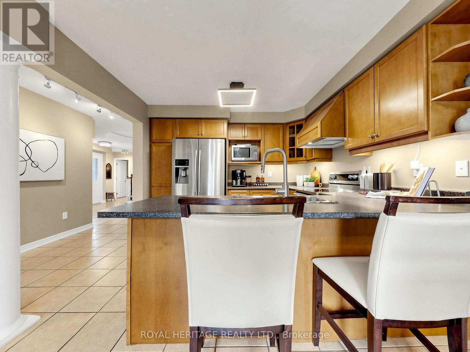 1 Wakem Court, Whitby, Ontario  L1P 1T8 - Photo 12 - E13436014