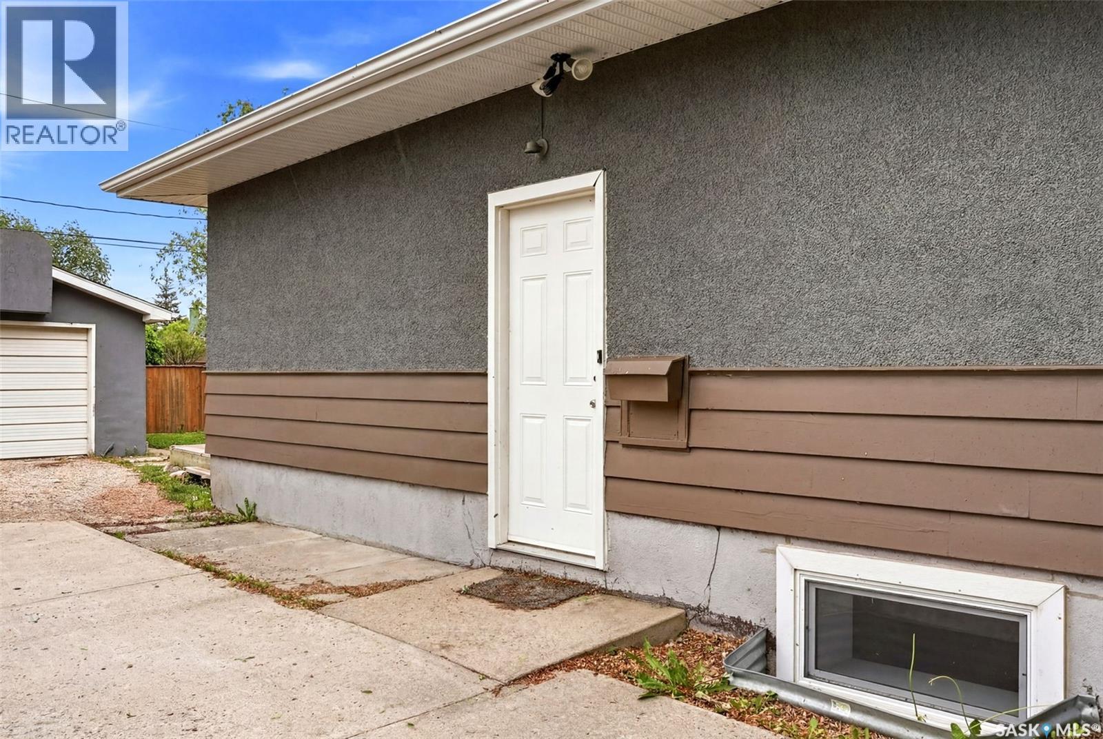 134 Ellison Crescent, Regina, Saskatchewan  S4R 4V5 - Photo 37 - SK039216