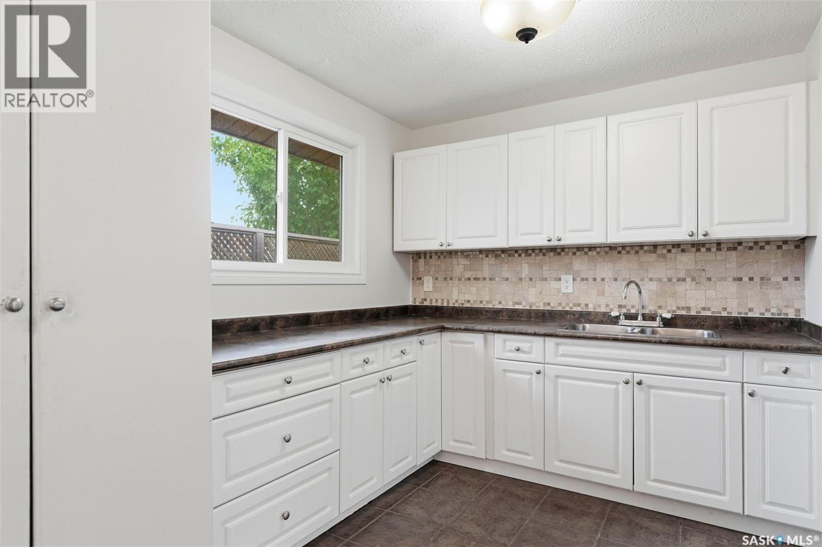 502 X Avenue N, Saskatoon, Saskatchewan  S7L 3K2 - Photo 10 - SK039203