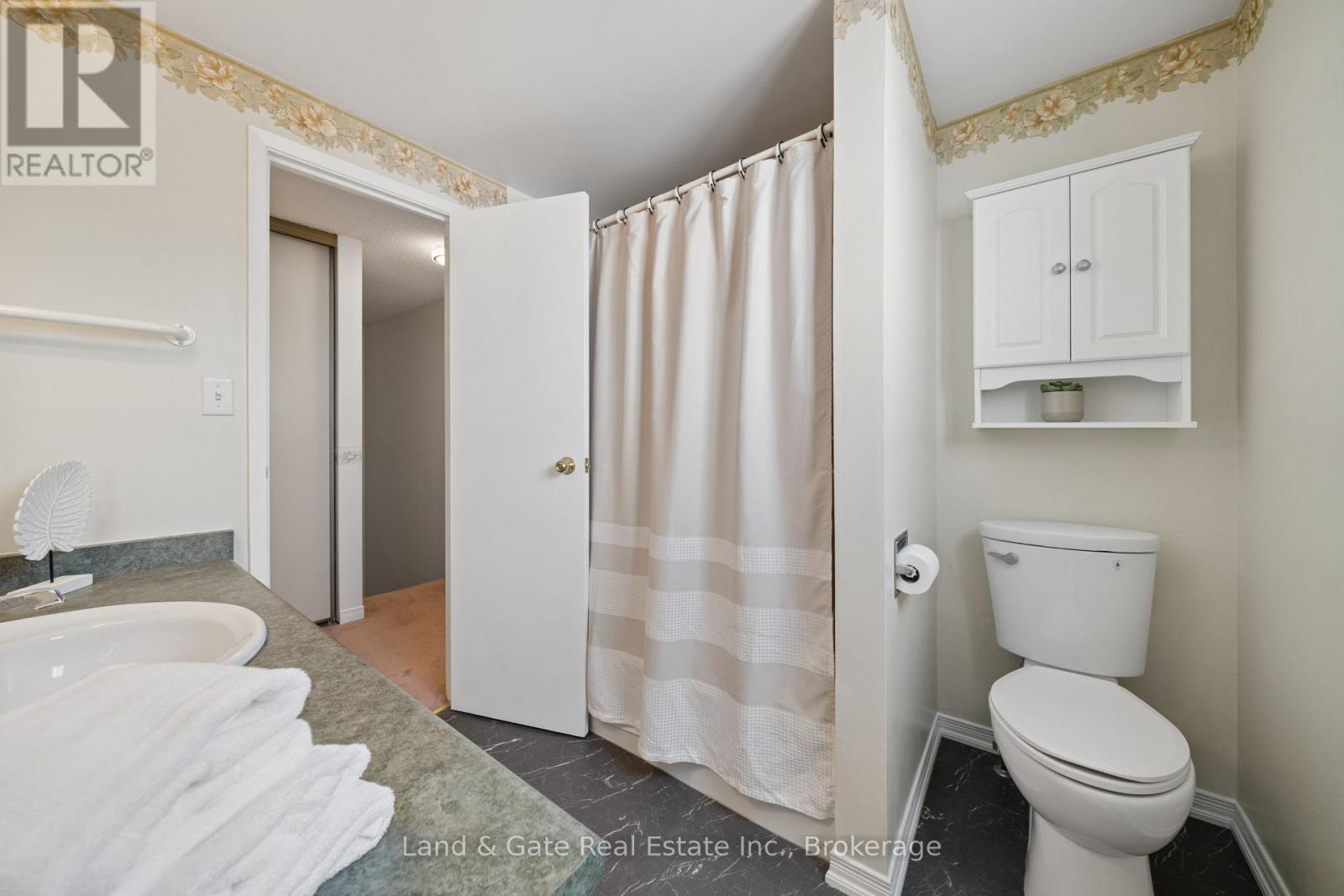 1286 Pinehurst Avenue, Oshawa, Ontario  L1H 8G5 - Photo 29 - E13433856