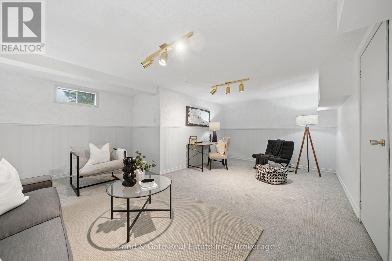 1286 Pinehurst Avenue, Oshawa, Ontario  L1H 8G5 - Photo 41 - E13433856