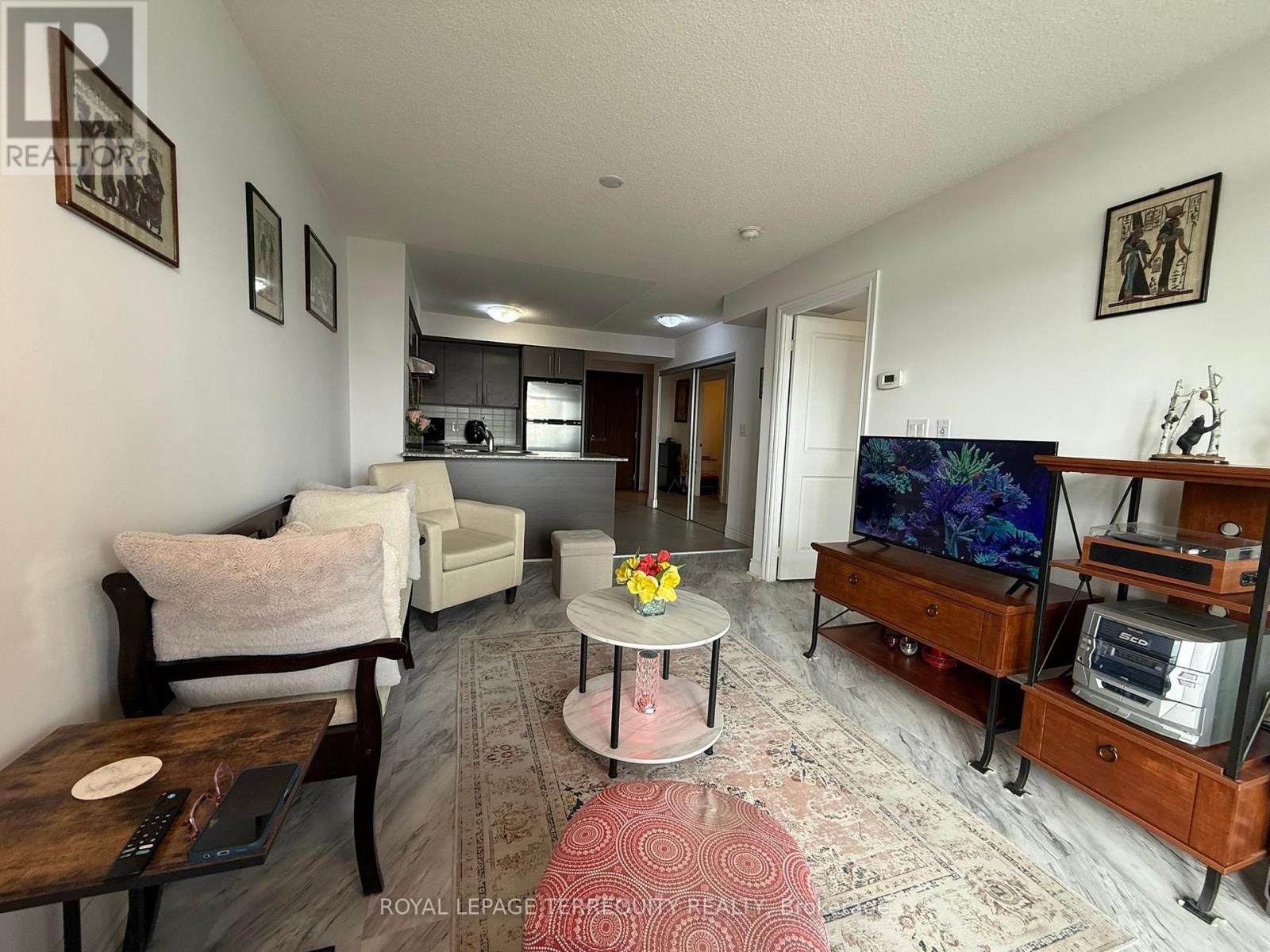 709 - 253 South Park Road, Markham, Ontario  L3T 0B4 - Photo 4 - N13417826