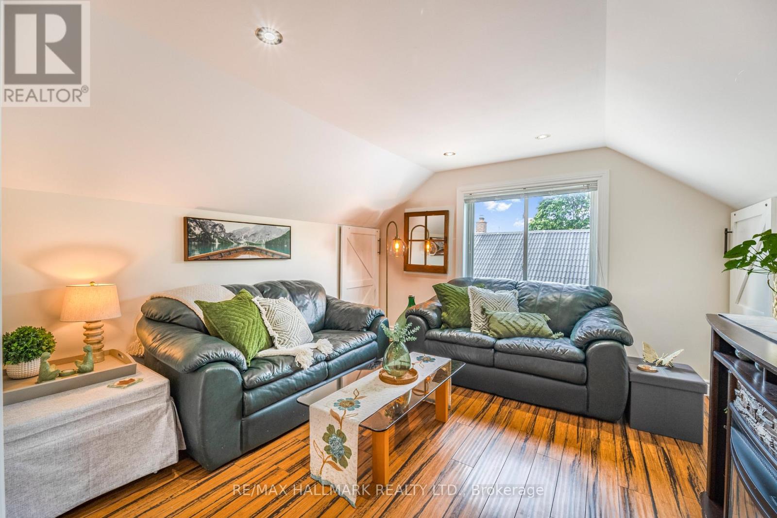 225 Innisfil Street, Barrie, Ontario  L4N 3E9 - Photo 18 - S13435996