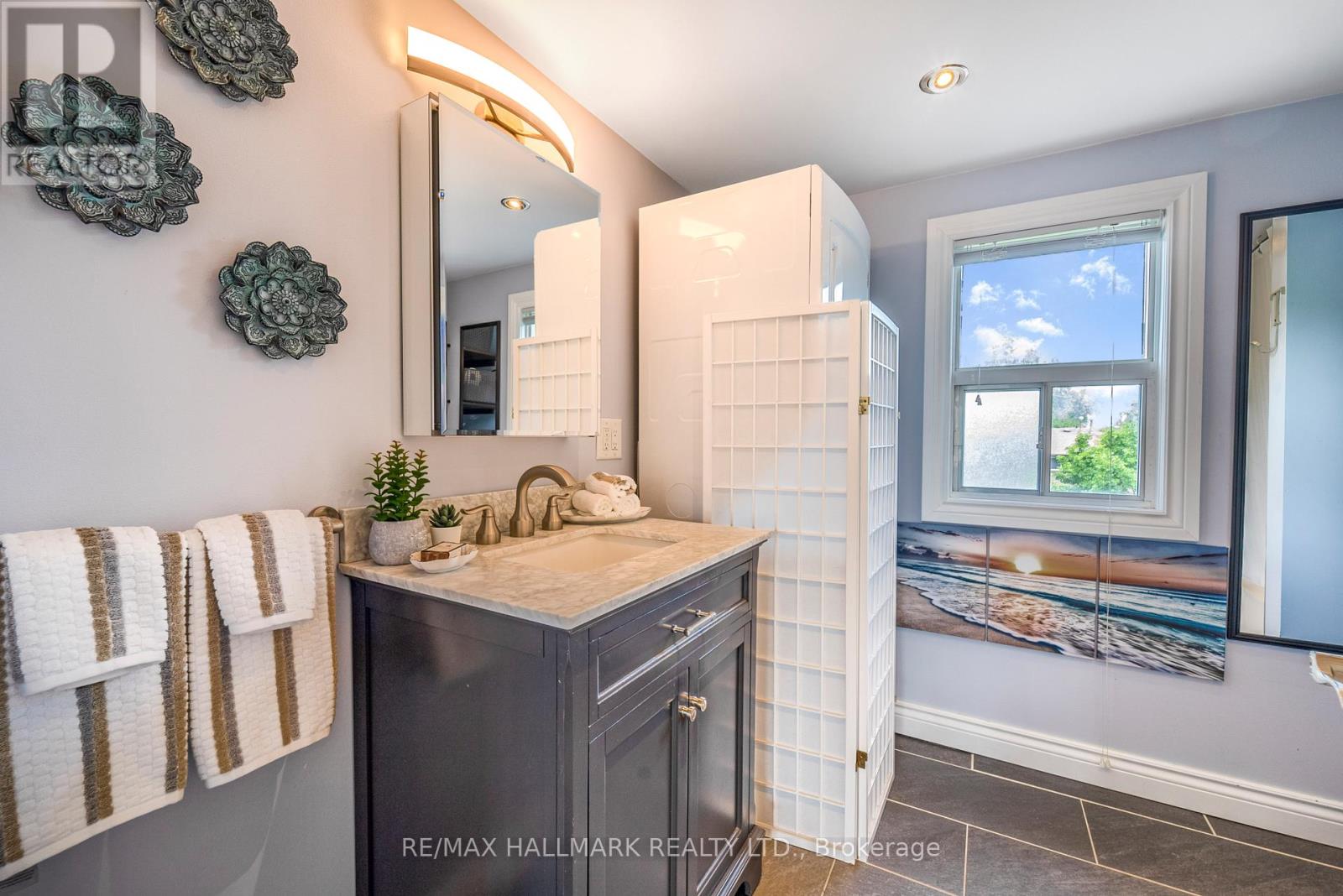 225 Innisfil Street, Barrie, Ontario  L4N 3E9 - Photo 20 - S13435996