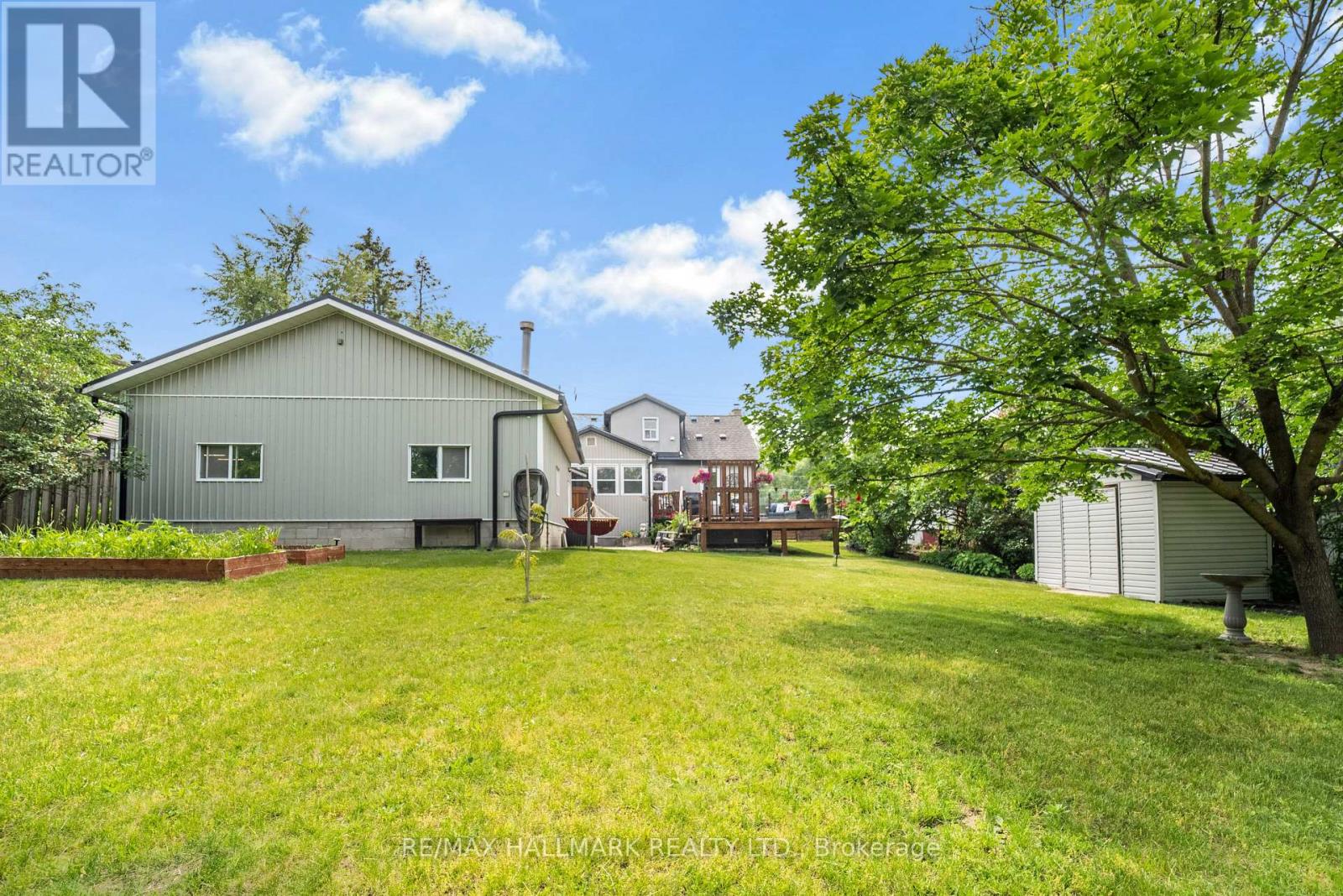 225 Innisfil Street, Barrie, Ontario  L4N 3E9 - Photo 32 - S13435996