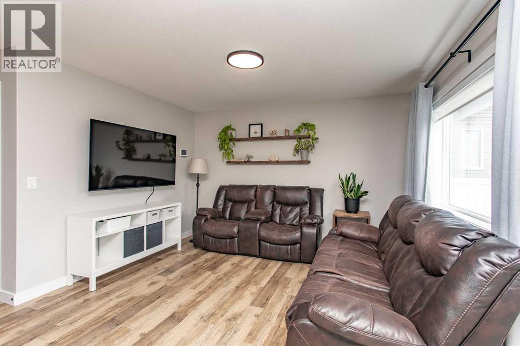 71 Bardwell Way, Sylvan Lake, Alberta  T4S 0V4 - Photo 10 - A2315209