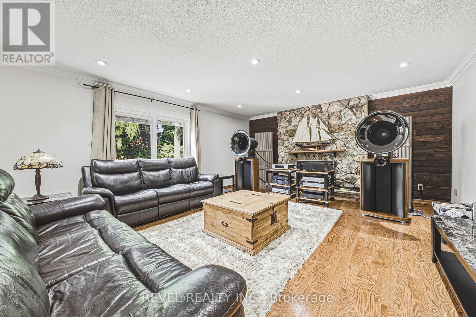 2546 Robinson Street, Mississauga, Ontario  L5C 2P3 - Photo 15 - W13435880