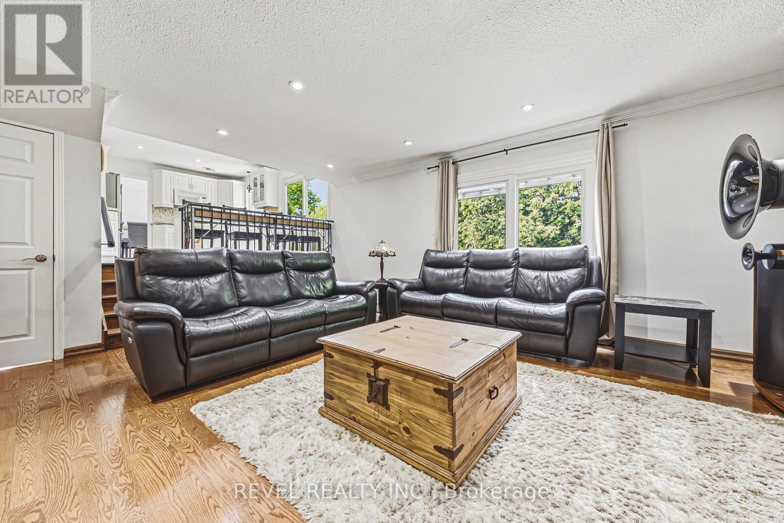 2546 Robinson Street, Mississauga, Ontario  L5C 2P3 - Photo 16 - W13435880