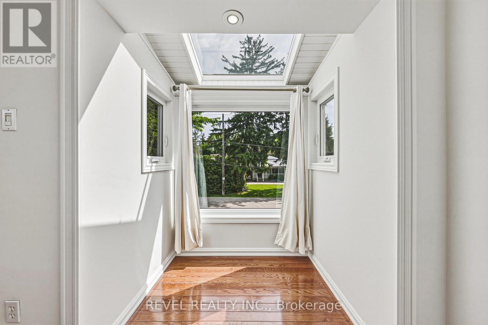 2546 Robinson Street, Mississauga, Ontario  L5C 2P3 - Photo 22 - W13435880