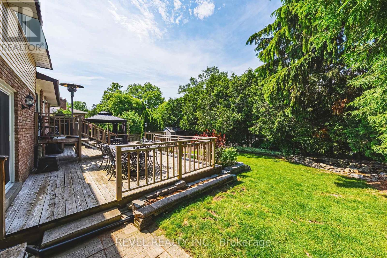 2546 Robinson Street, Mississauga, Ontario  L5C 2P3 - Photo 40 - W13435880