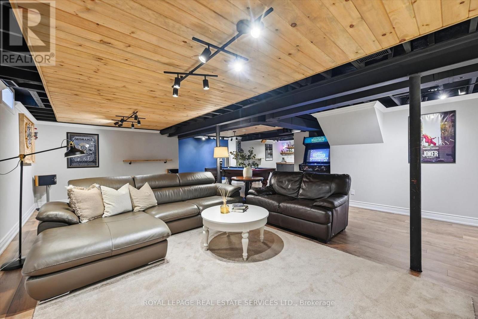 1399 Fieldcrest Lane, Oakville, Ontario  L6M 2W3 - Photo 37 - W13435934