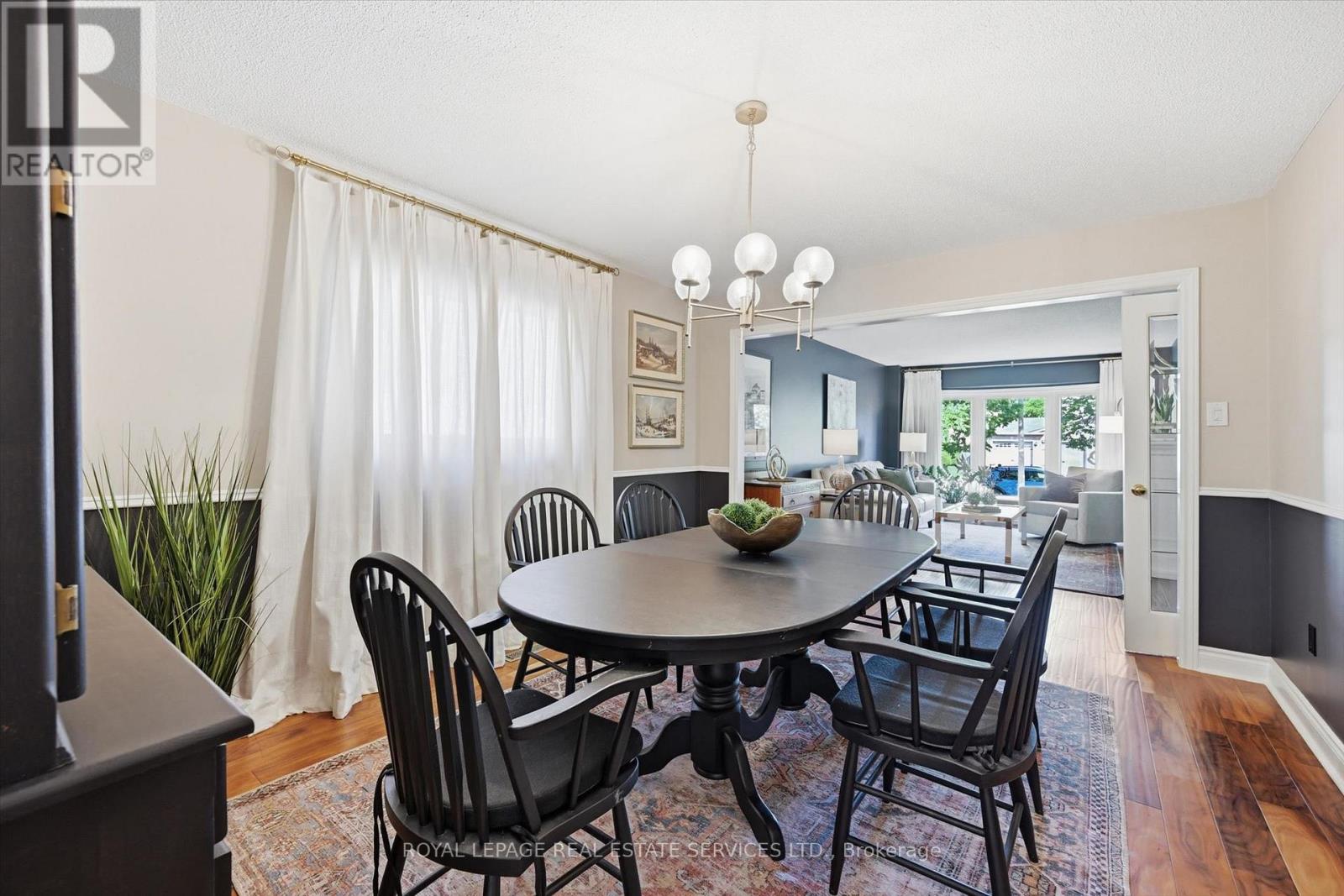1399 Fieldcrest Lane, Oakville, Ontario  L6M 2W3 - Photo 9 - W13435934