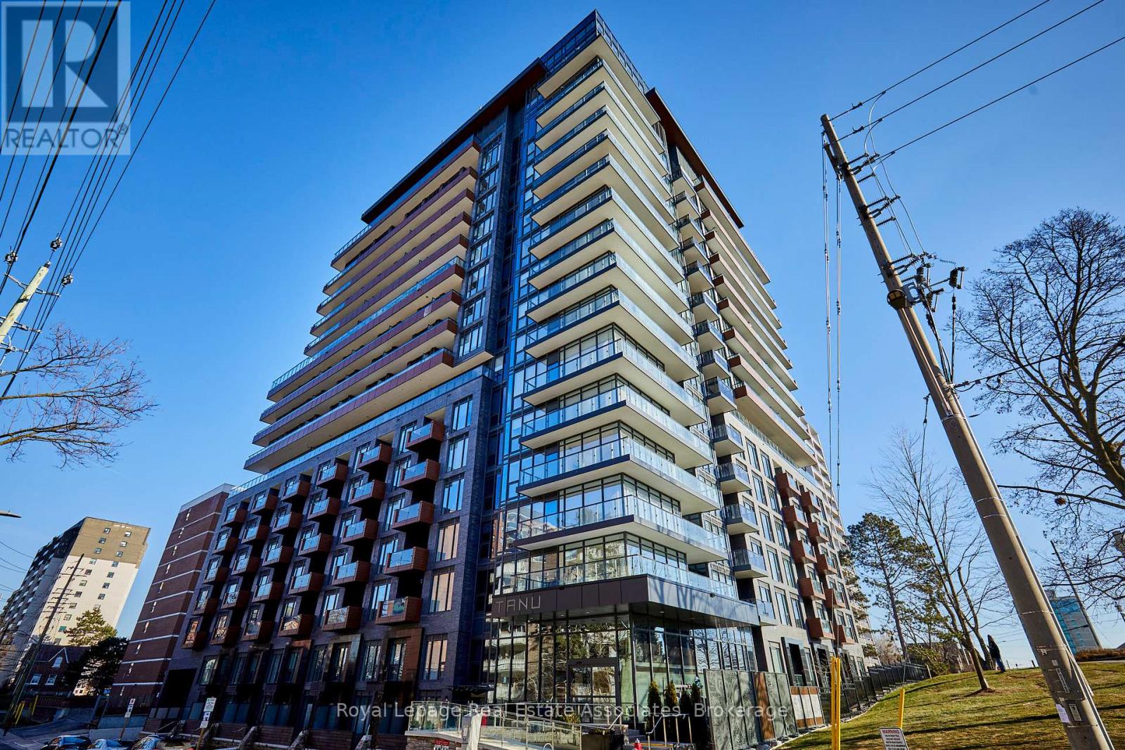 1803 - 21 PARK STREET E, Mississauga, Ontario
