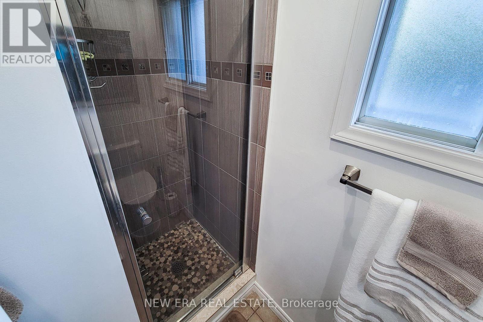 8 Dalton Gate, Hamilton, Ontario  L8J 1Z4 - Photo 31 - X13432050