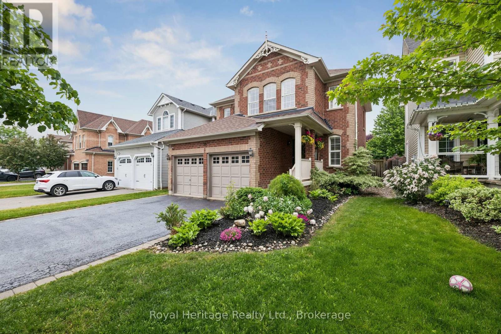 59 Bayberry Court, Whitby, Ontario  L1M 2L2 - Photo 1 - E13436108