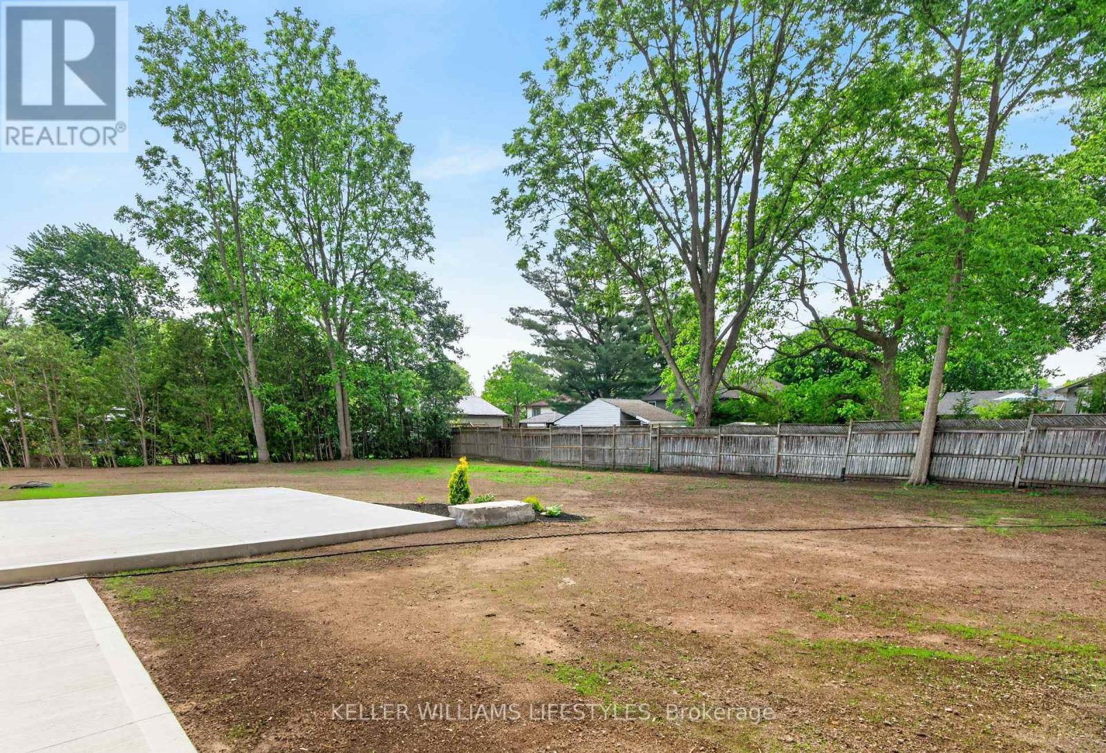 572 Churchill Crescent, Strathroy-Caradoc, Ontario  N0L 1W0 - Photo 35 - X13436020