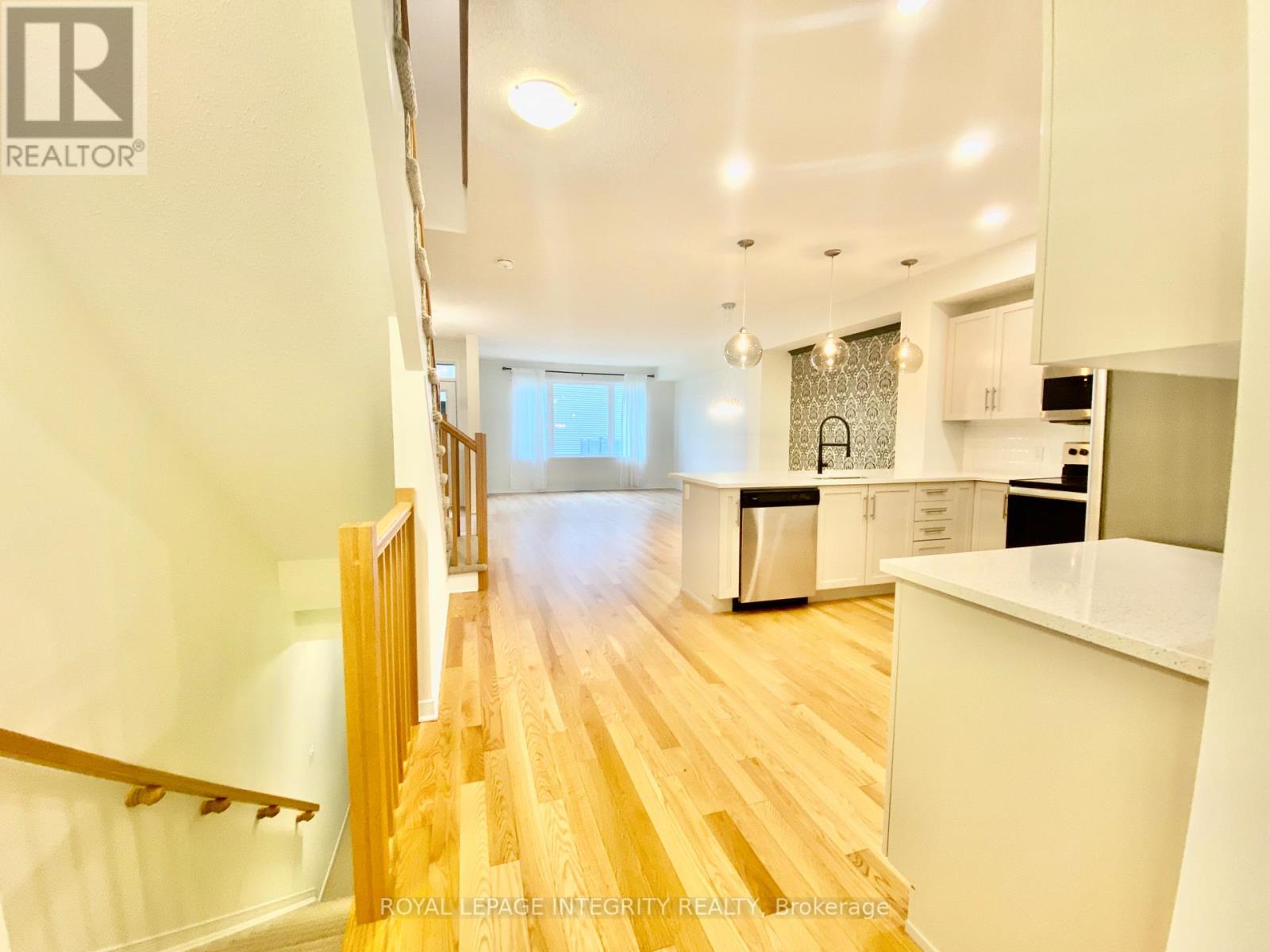 513 Cope Drive, Ottawa, Ontario K2S 1B6 - Photo 5 - X13436070