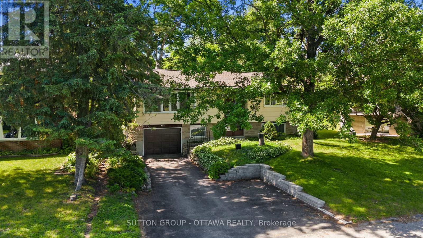 147 Banning Road, Ottawa, Ontario K2L 1C5 - Photo 2 - X13436138