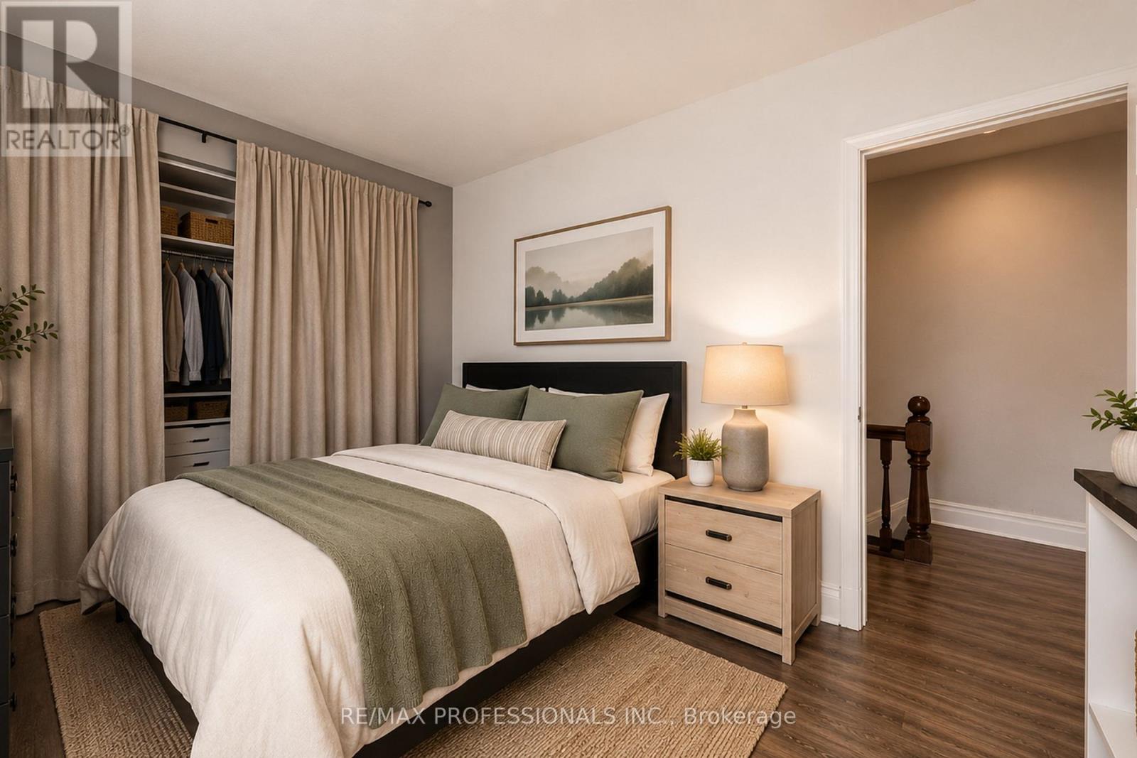 2 Muir Avenue, Toronto, Ontario  M6H 1E8 - Photo 19 - C13432470