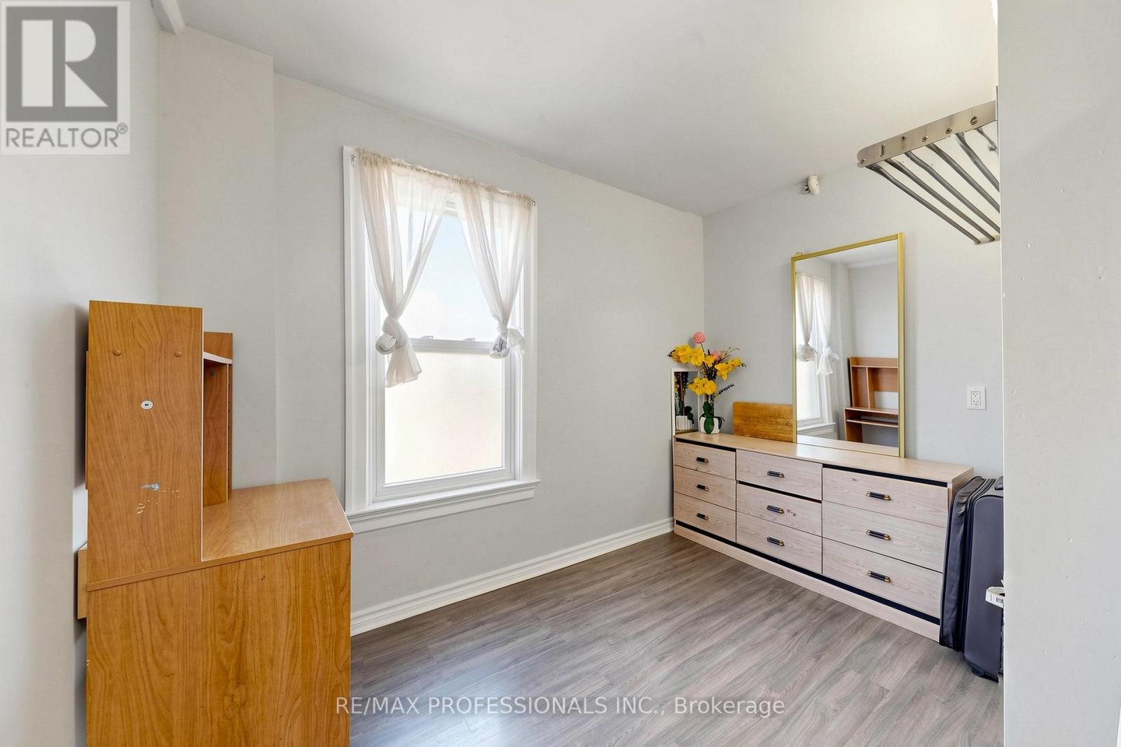 2 Muir Avenue, Toronto, Ontario  M6H 1E8 - Photo 23 - C13432470