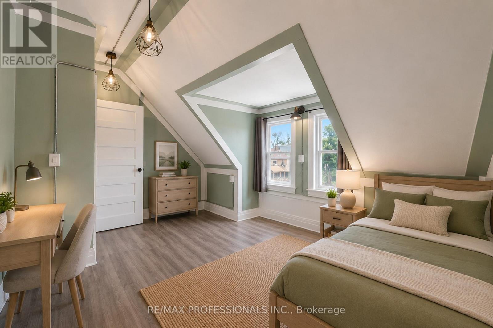 2 Muir Avenue, Toronto, Ontario  M6H 1E8 - Photo 33 - C13432470
