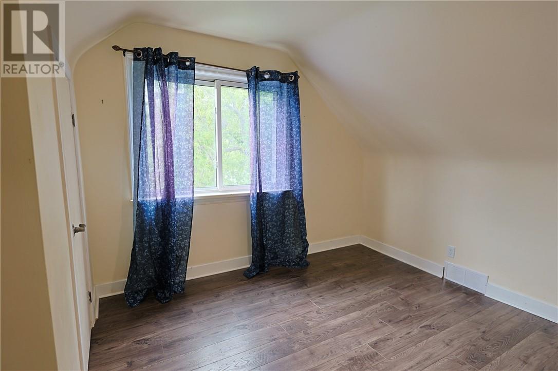 1879 Bancroft Drive, Greater Sudbury, Ontario  P3B 1S7 - Photo 18 - 2127873