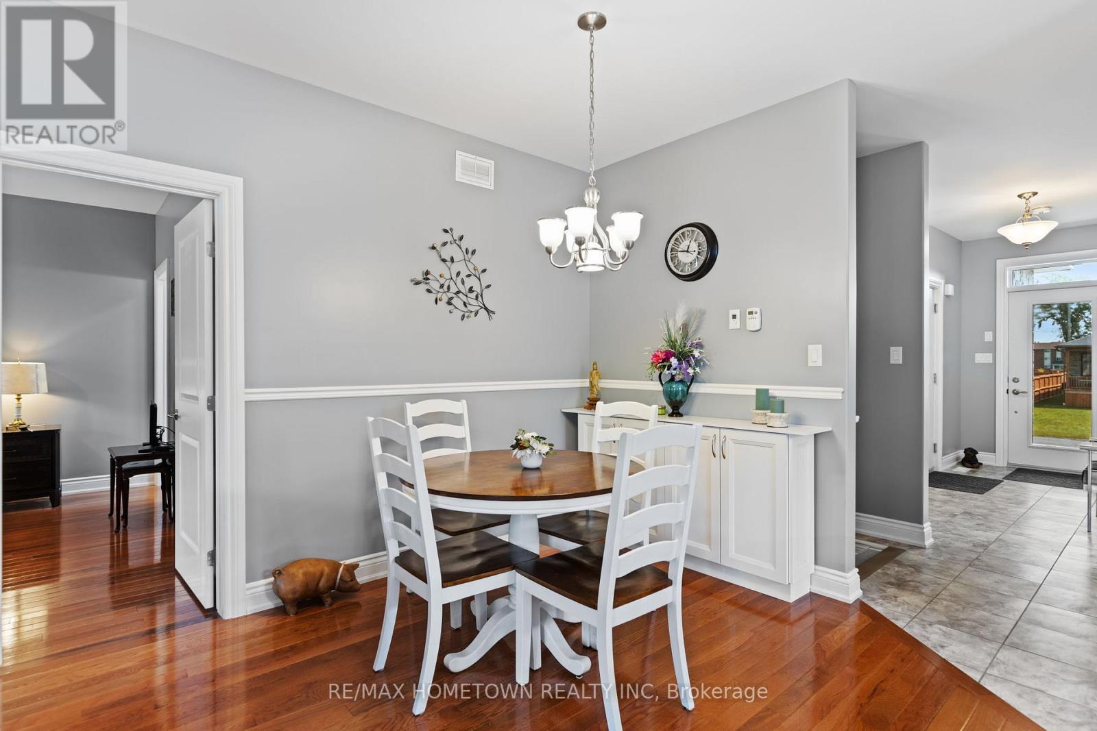 8 Billings Avenue W, South Dundas, Ontario  K0E 1K0 - Photo 11 - X13436094