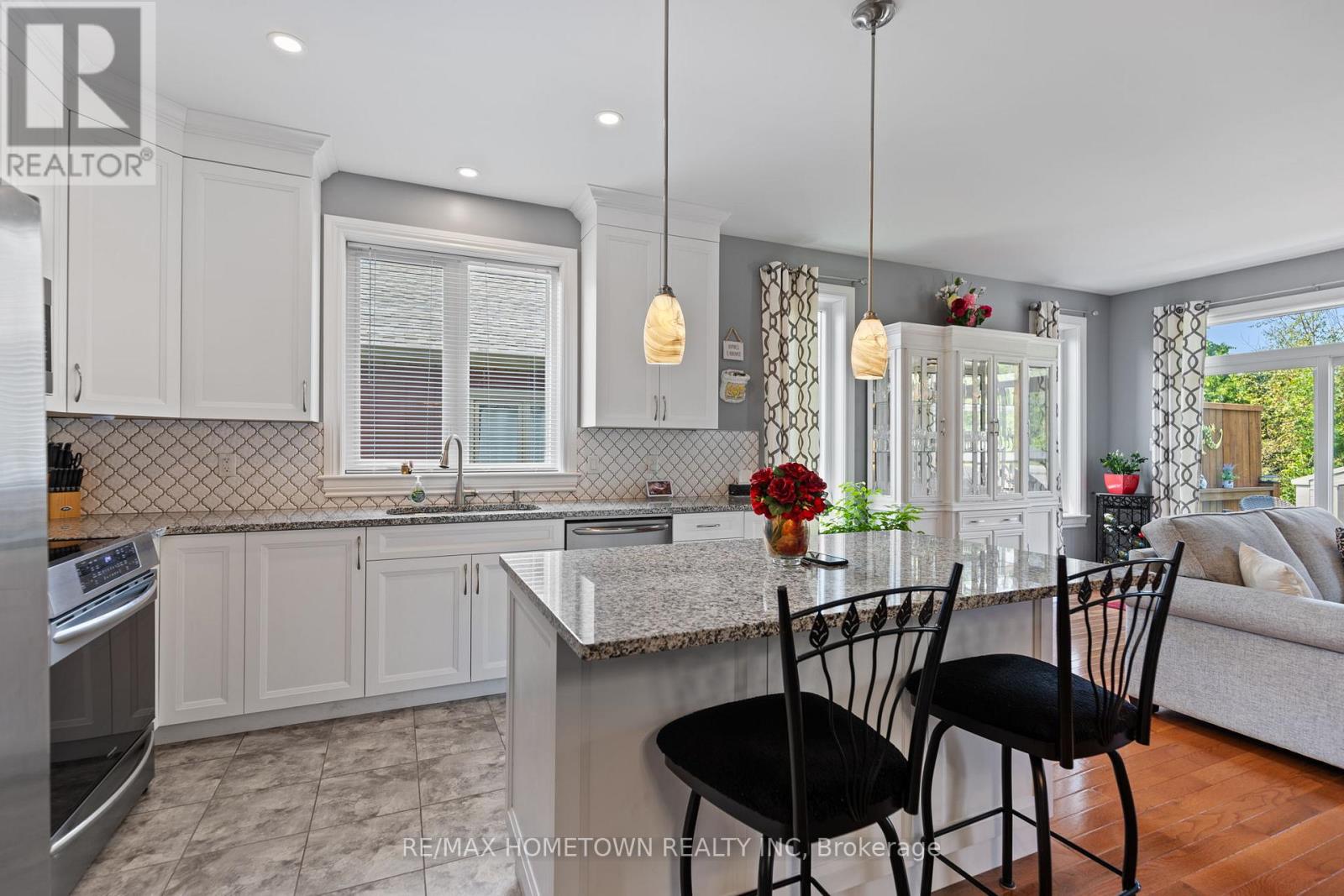8 Billings Avenue W, South Dundas, Ontario  K0E 1K0 - Photo 6 - X13436094