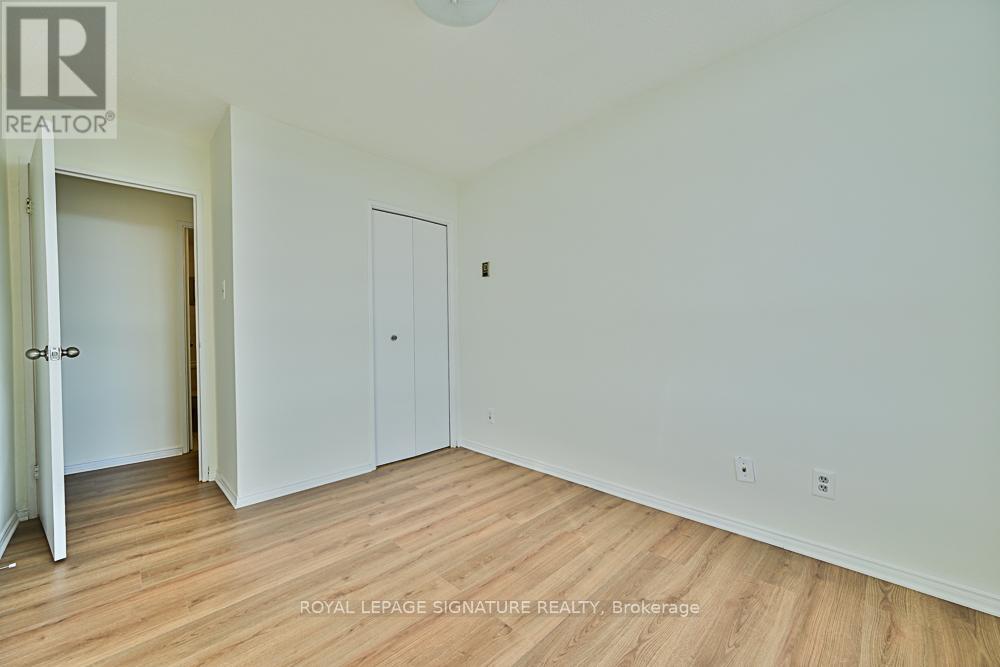 1015 - 2550 Pharmacy Avenue, Toronto, Ontario  M1W 1H9 - Photo 14 - E13221078