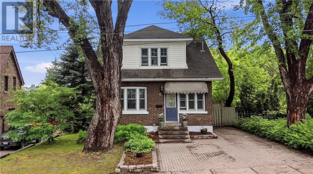 48 Roxborough Drive, Sudbury, Ontario  P3E 1J7 - Photo 2 - 2128510