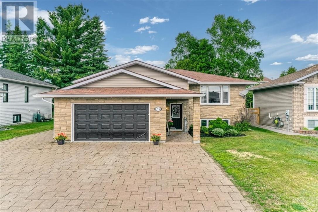 33 Oak, Capreol, Ontario  P0M 1H0 - Photo 1 - 2128499