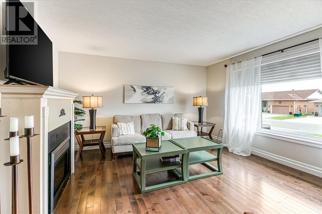 33 Oak, Capreol, Ontario  P0M 1H0 - Photo 6 - 2128499