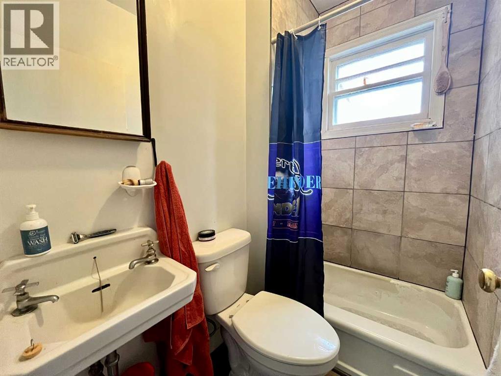 4836 51 Avenue, Viking, Alberta  T0B 4N0 - Photo 12 - A2320264