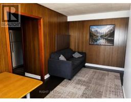 2 BRADFORD STREET, East Gwillimbury, Ontario