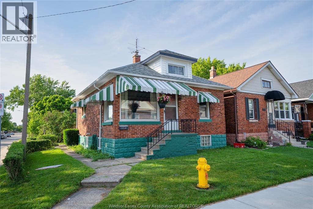 MLS# 26013763: 1104 Ellis St E, Windsor, Canada