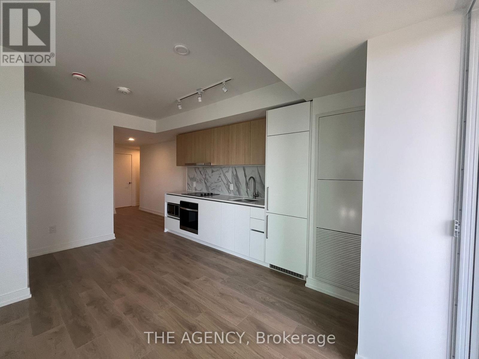215 - 1100 SHEPPARD AVENUE W, Toronto, Ontario