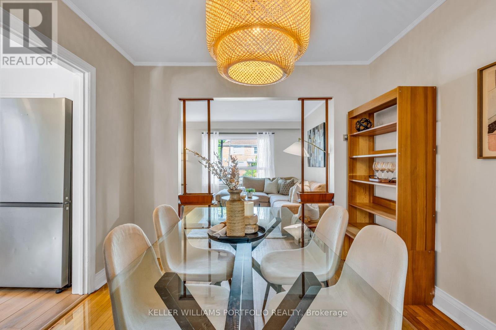 210 Bicknell Avenue, Toronto, Ontario  M6M 4G9 - Photo 9 - W13436086
