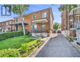 210 BICKNELL AVENUE, Toronto, Ontario