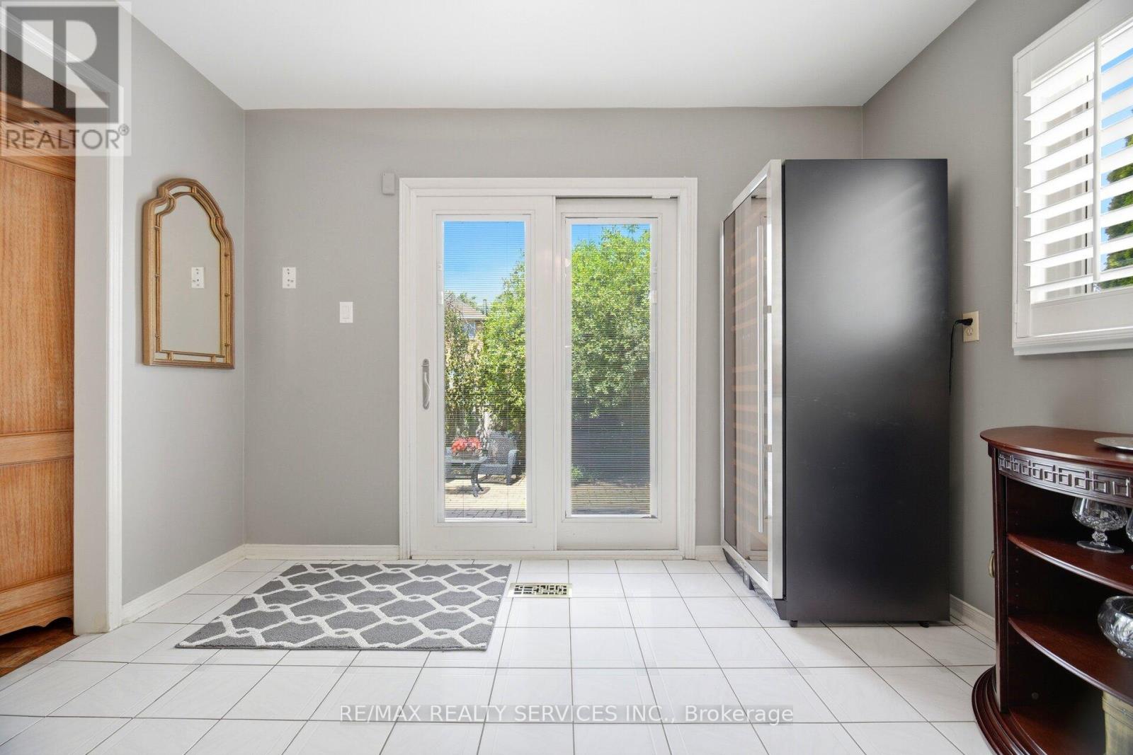 4671 Owl Circle, Mississauga (Hurontario), Ontario  L4Z 2W8 - Photo 18 - W13436190