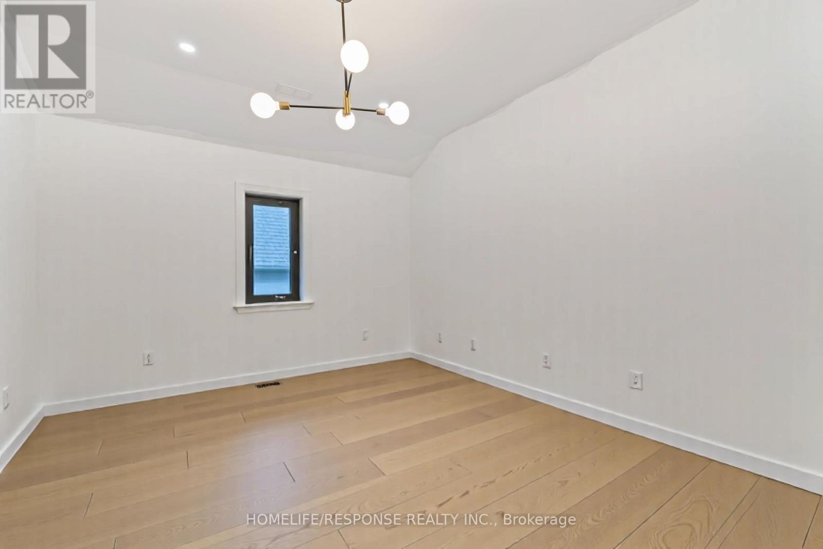 2110 Courtland Crescent, Mississauga, Ontario  L4Y 1V2 - Photo 25 - W13422910