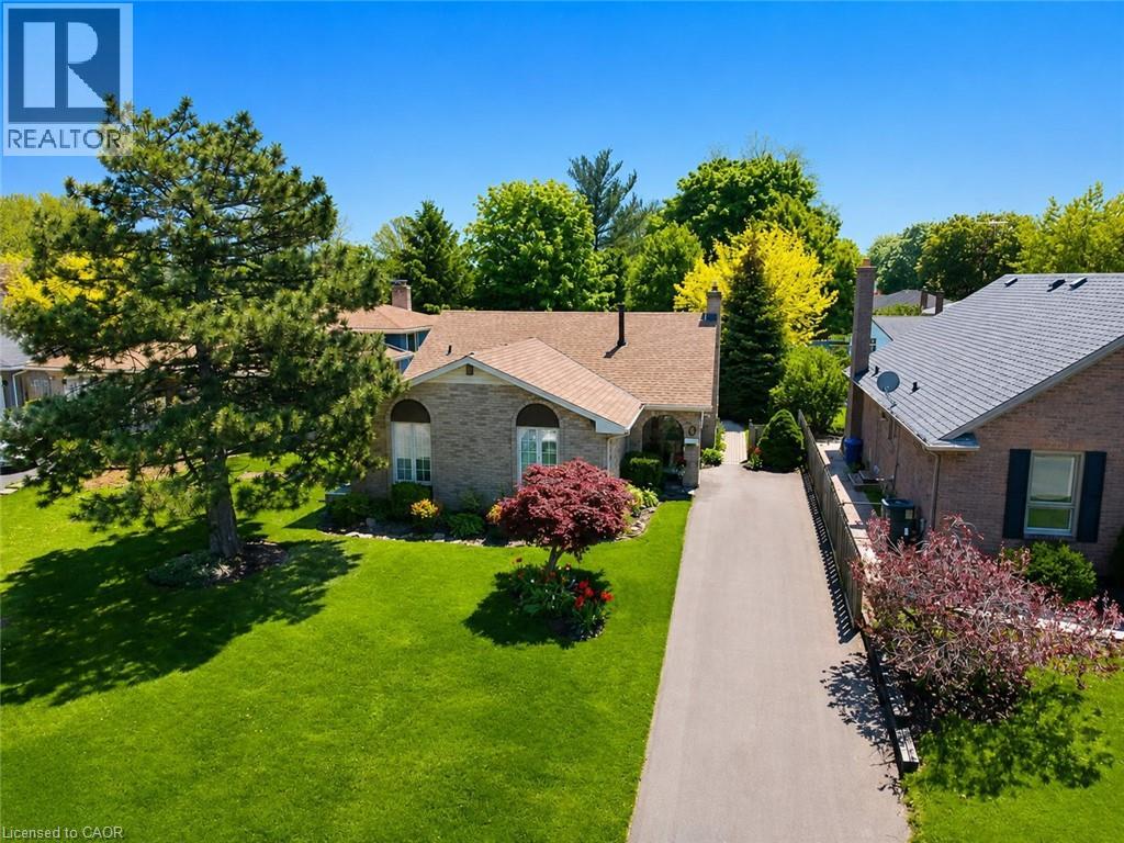 6 Barbara Place, St. Catharines, Ontario  L2N 6H8 - Photo 2 - 40838658