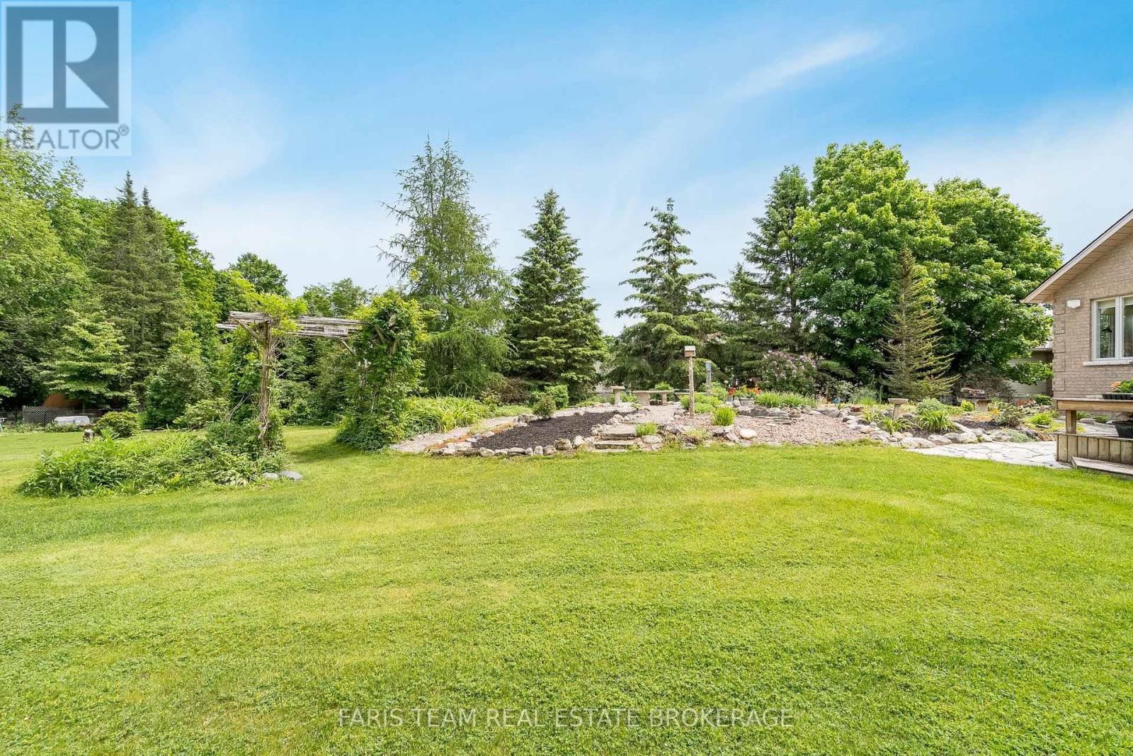 5 Blake Court, Wasaga Beach, Ontario  L9Z 1R8 - Photo 42 - S13061980