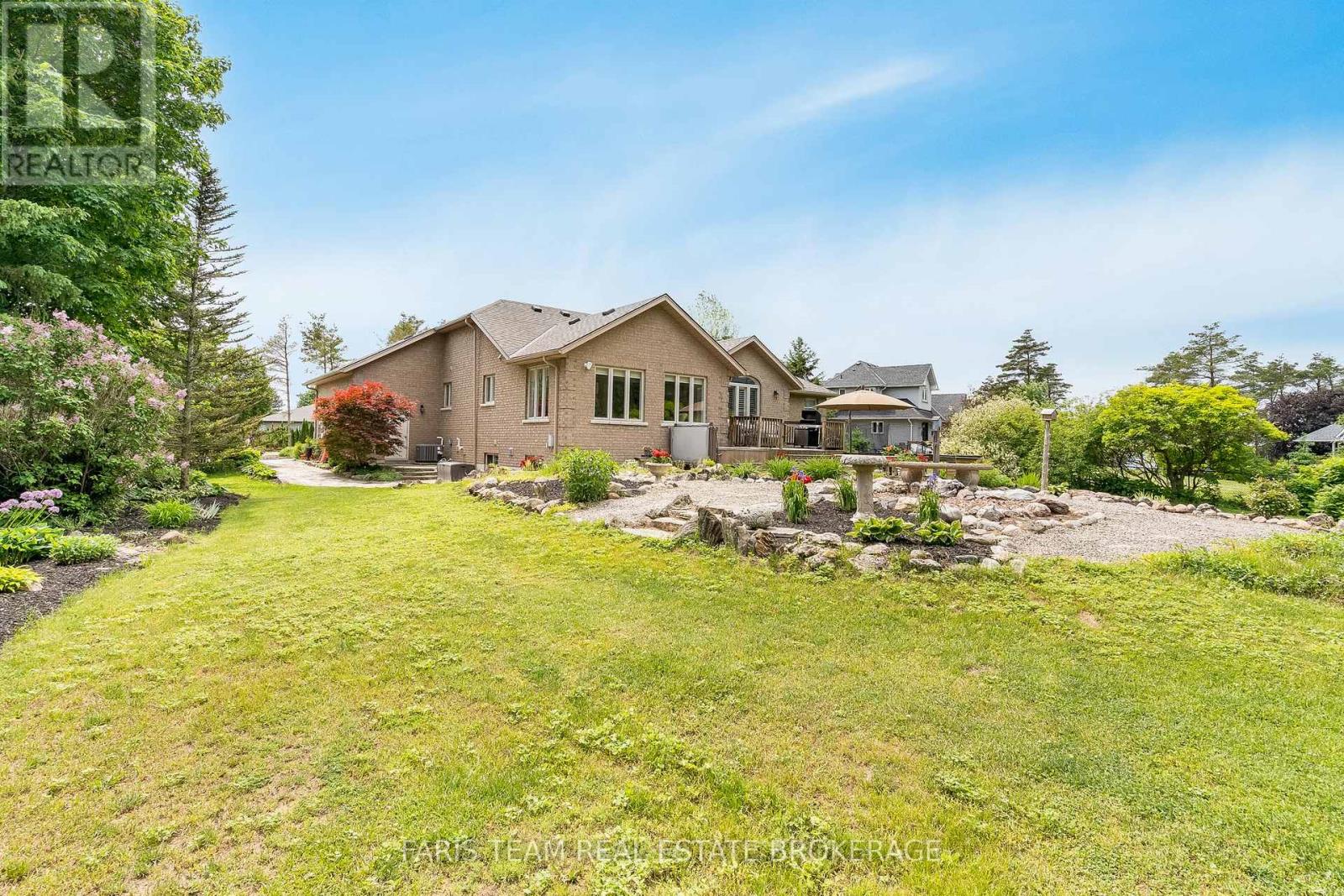 5 Blake Court, Wasaga Beach, Ontario  L9Z 1R8 - Photo 43 - S13061980