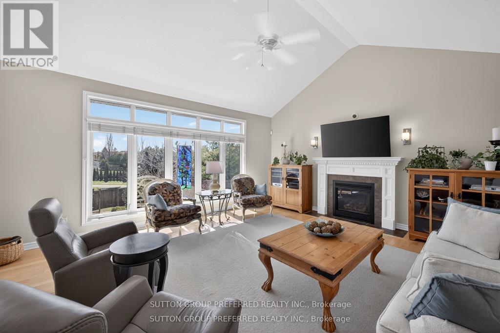 561 Plane Tree Drive, London North, Ontario  N6G 5L6 - Photo 13 - X13436344