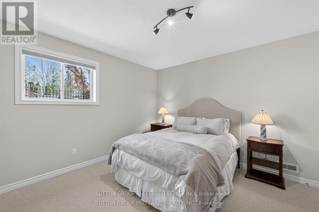 561 Plane Tree Drive, London North, Ontario  N6G 5L6 - Photo 34 - X13436344
