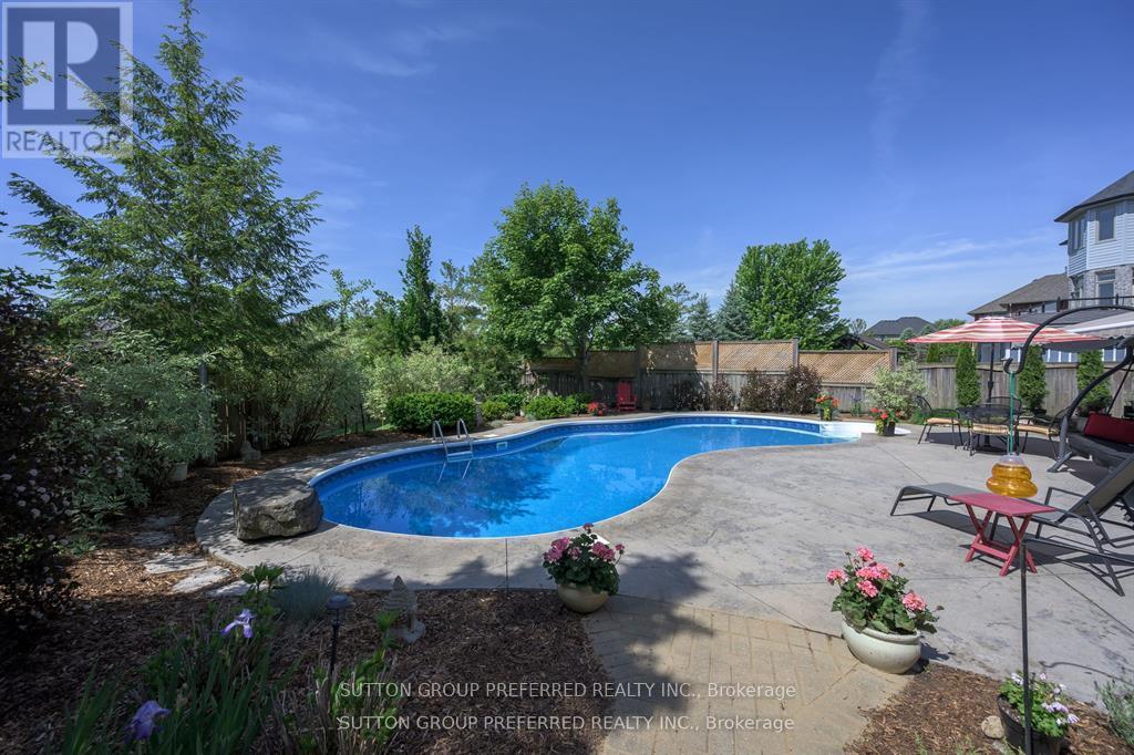 561 Plane Tree Drive, London North, Ontario  N6G 5L6 - Photo 41 - X13436344